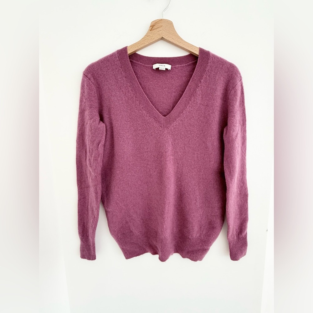 Cashmere sweater